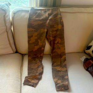 Lululemon Leggings size 6